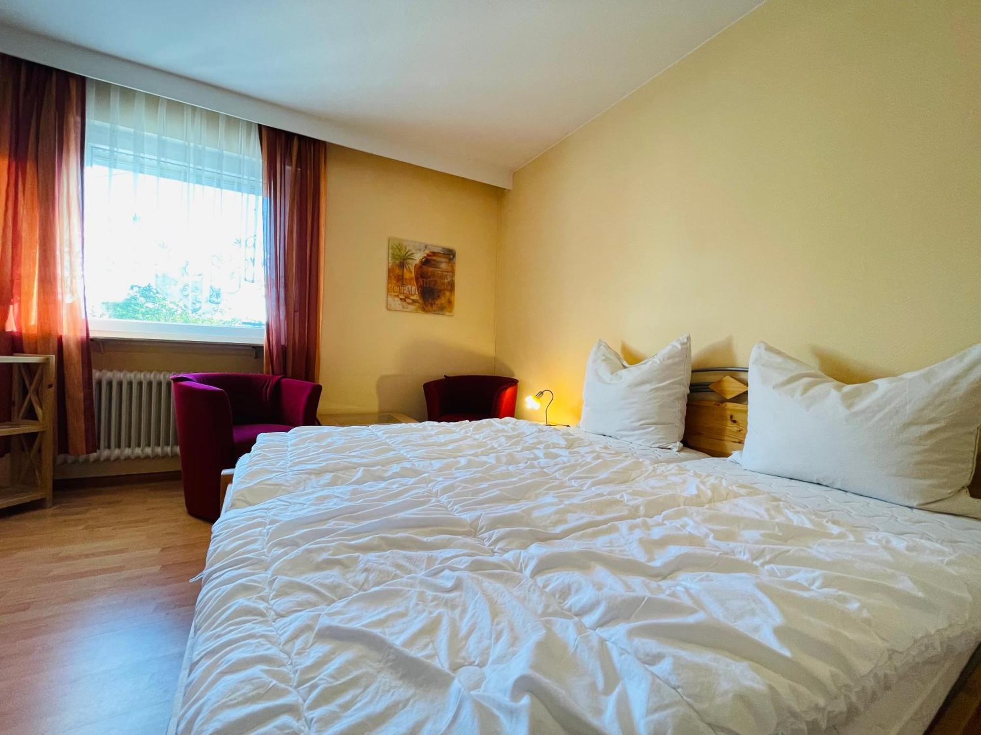 Hotel Ochsen Ortenberg  Bagian luar foto